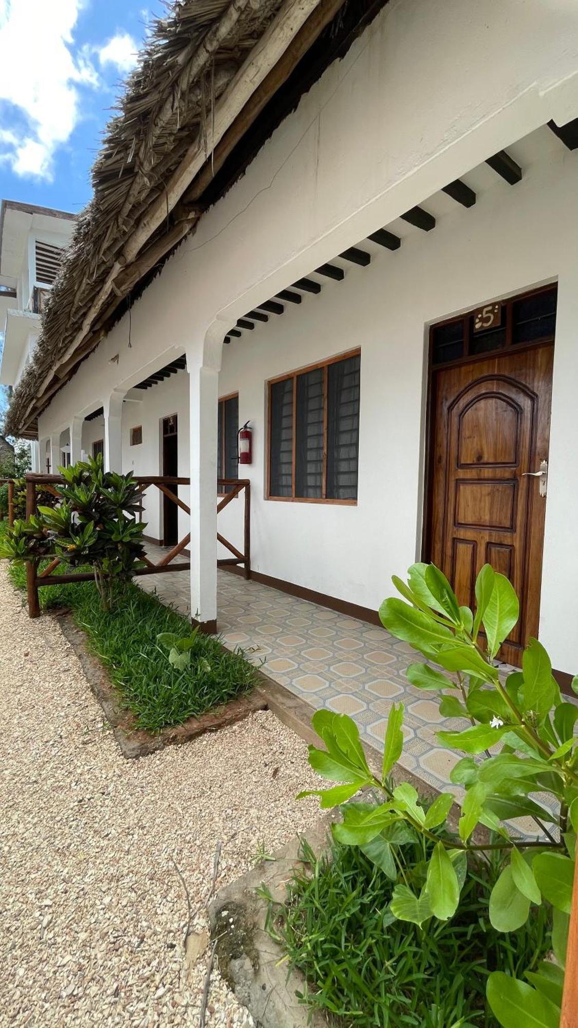 Aquarium Beach House Nungwi Exterior foto